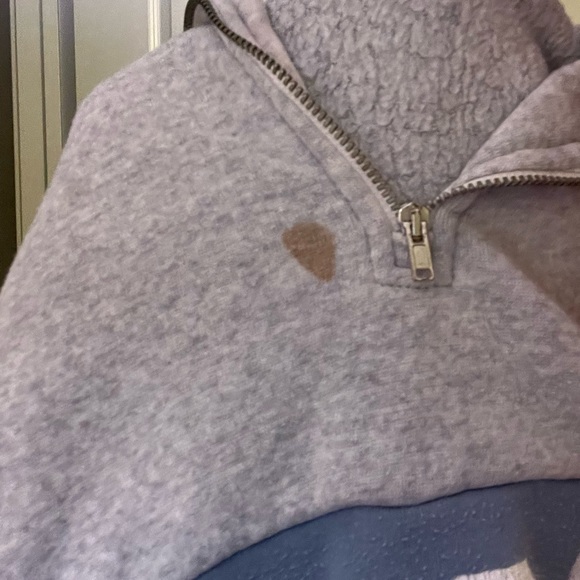 Super soft Brandy Melville Half-Zip Sweatshirt - Picture 5 of 5